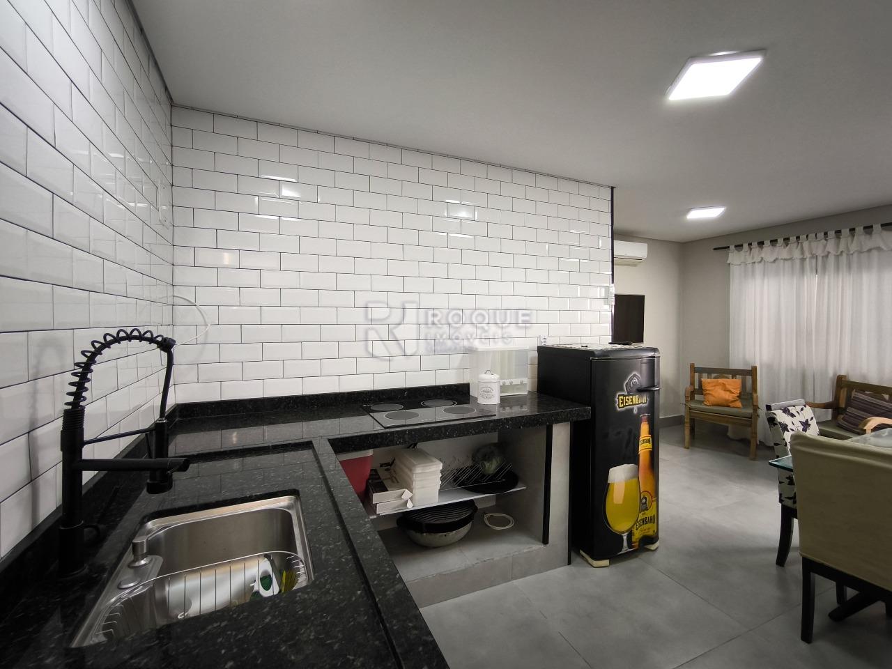 Casa Residencial à venda no bairro Jardim Ipanema: COZINHA EDÍCULA