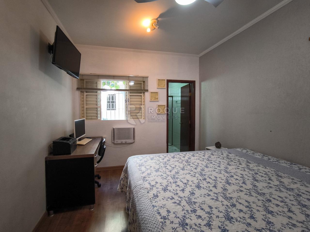 Casa Residencial à venda no bairro Jardim Ipanema: SUÍTE