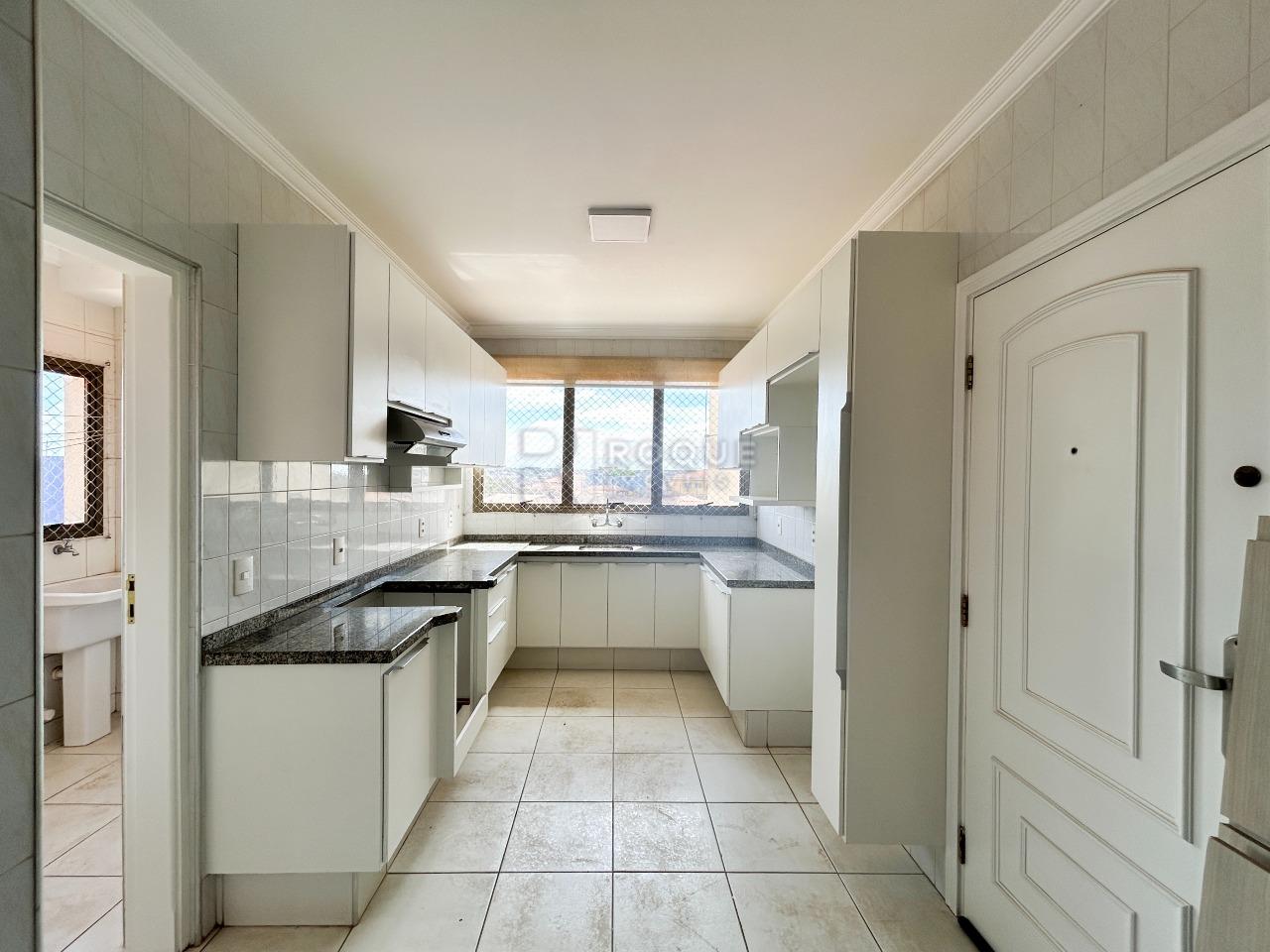 Apartamento à venda no bairro Jardim Nova Itália: Cozinha 