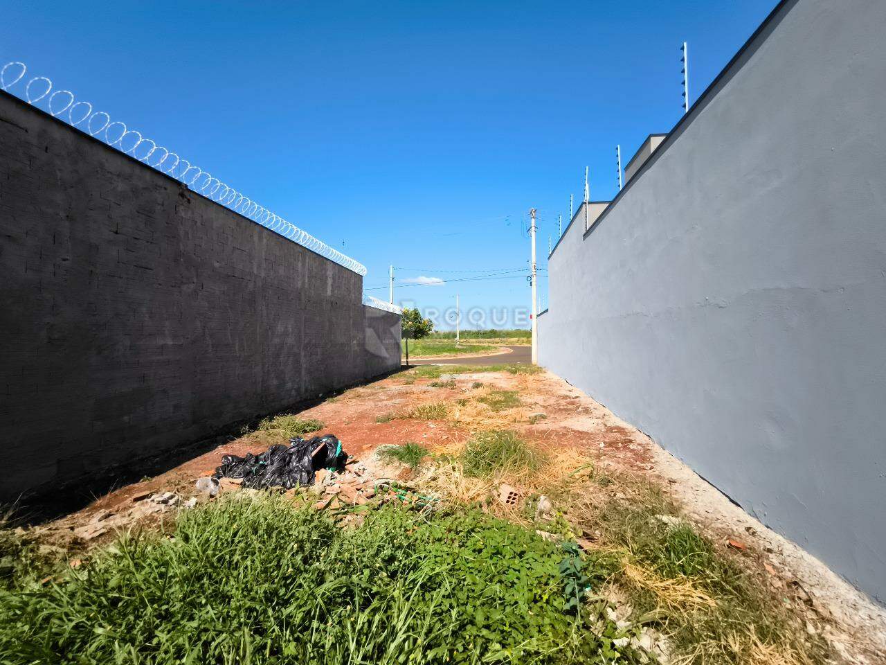 Terreno à venda no bairro Residencial Colinas do Engenho II: 