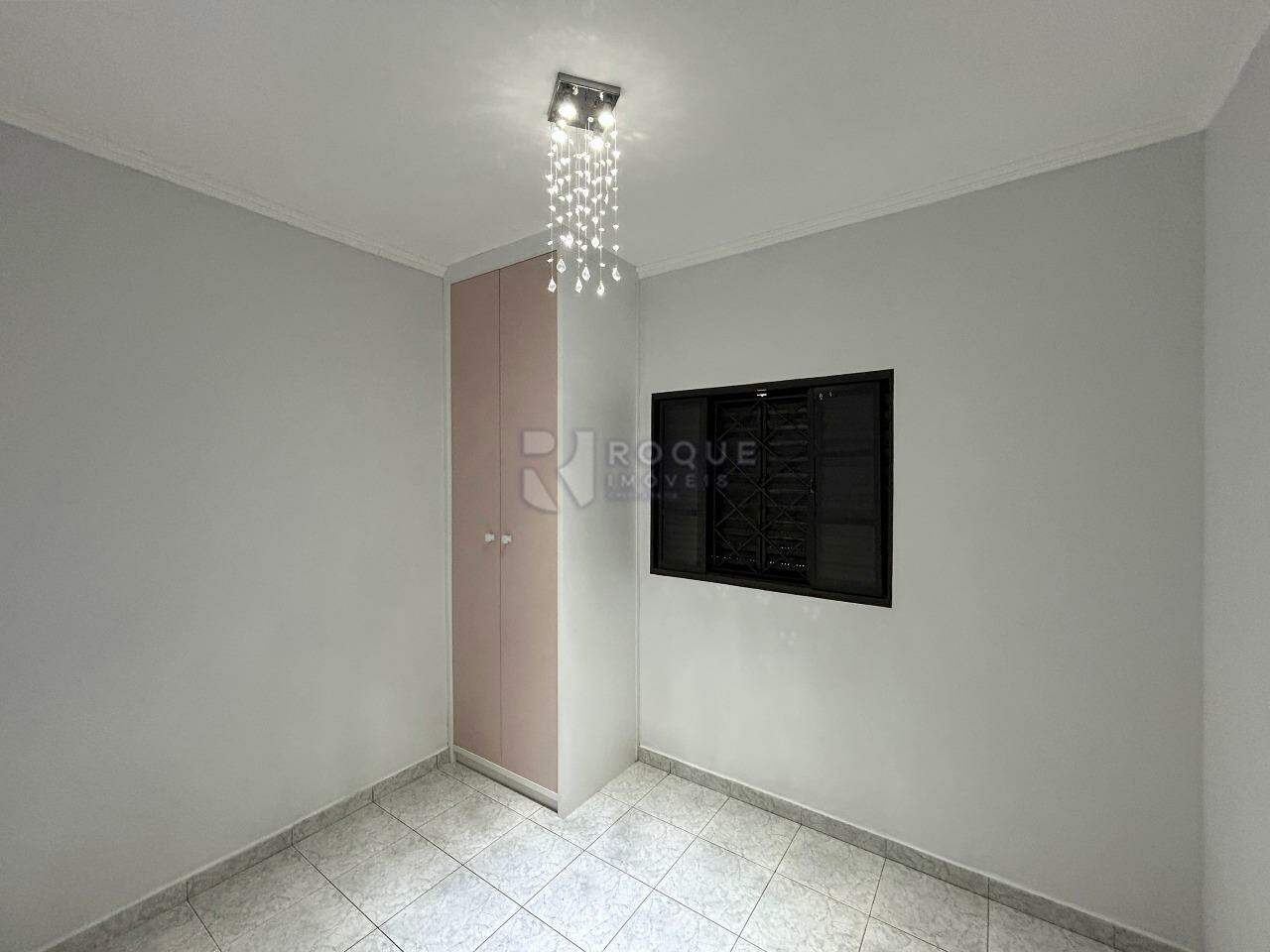 Casa Residencial à venda no bairro Jardim Lázaro Honório de Oliveira: DORMITÓRIO 1