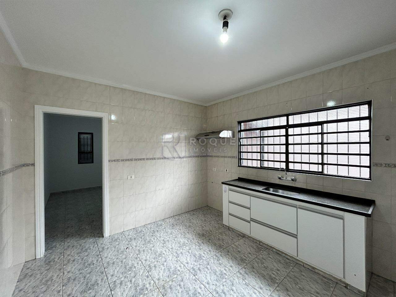 Casa Residencial à venda no bairro Jardim Lázaro Honório de Oliveira: COZINHA