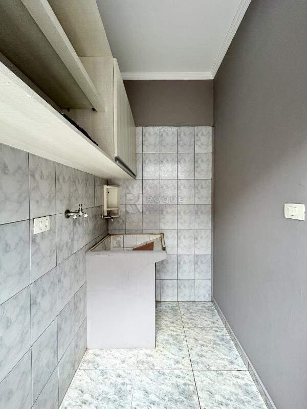 Casa Residencial à venda no bairro Jardim Lázaro Honório de Oliveira: LAVANDERIA