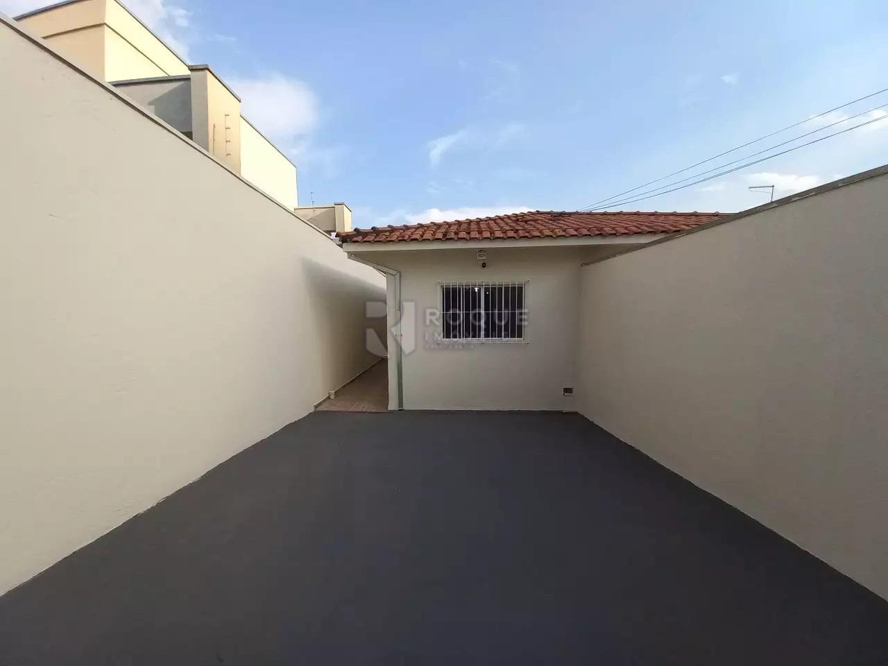 Casa Residencial à venda no bairro Jardim Esmeralda: CASA A