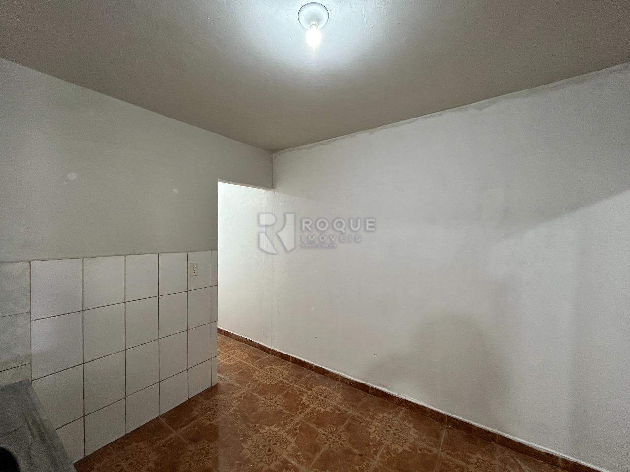 Casa Residencial para aluguel no bairro Vila Queiroz: Cozinha 