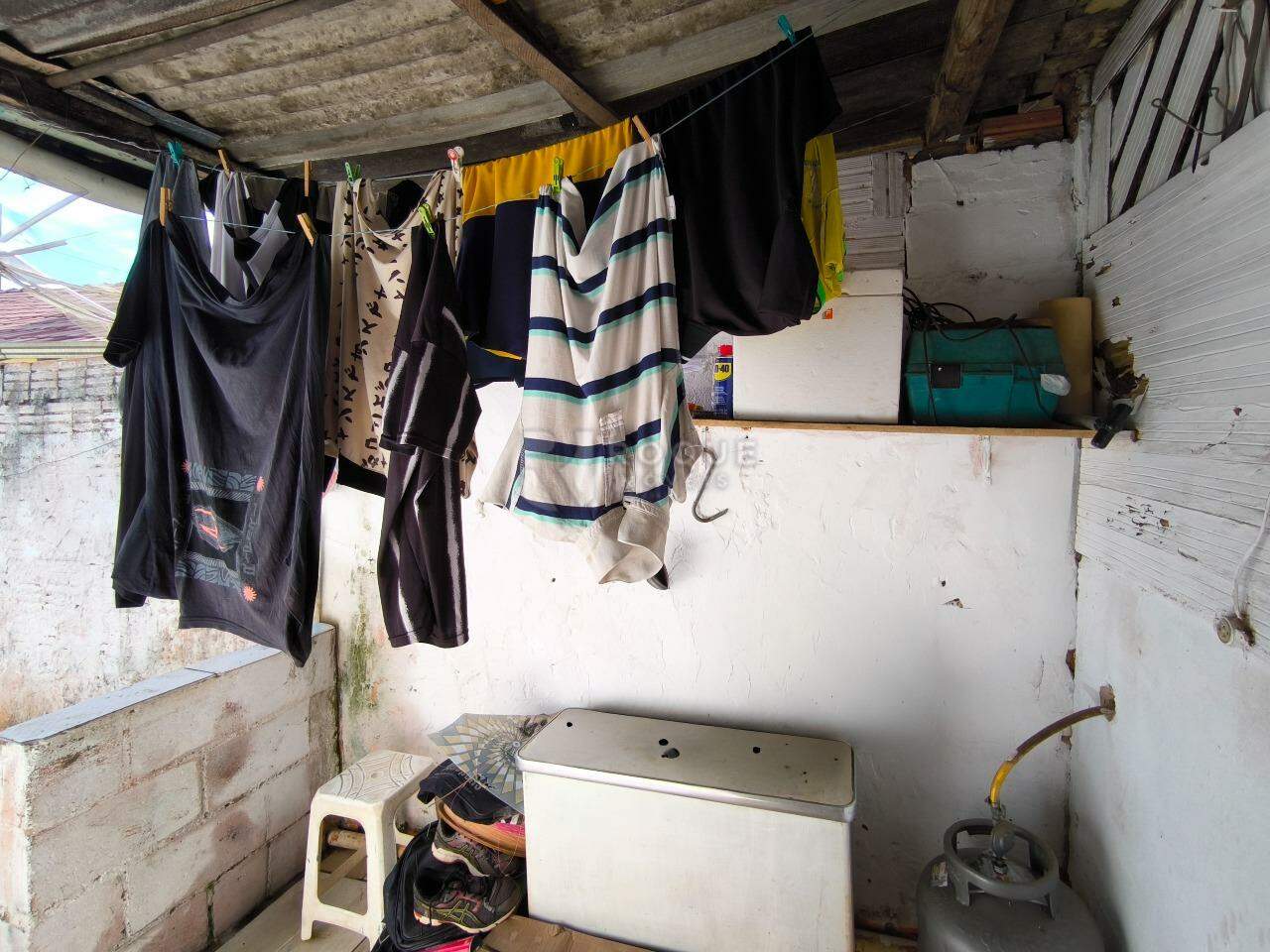 Casa Residencial à venda no bairro Jardim Glória: ÁREA DE VARAL