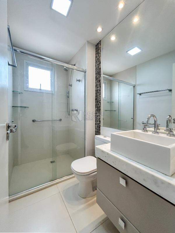 Apartamento à venda no bairro Jardim Aquárius: WC social