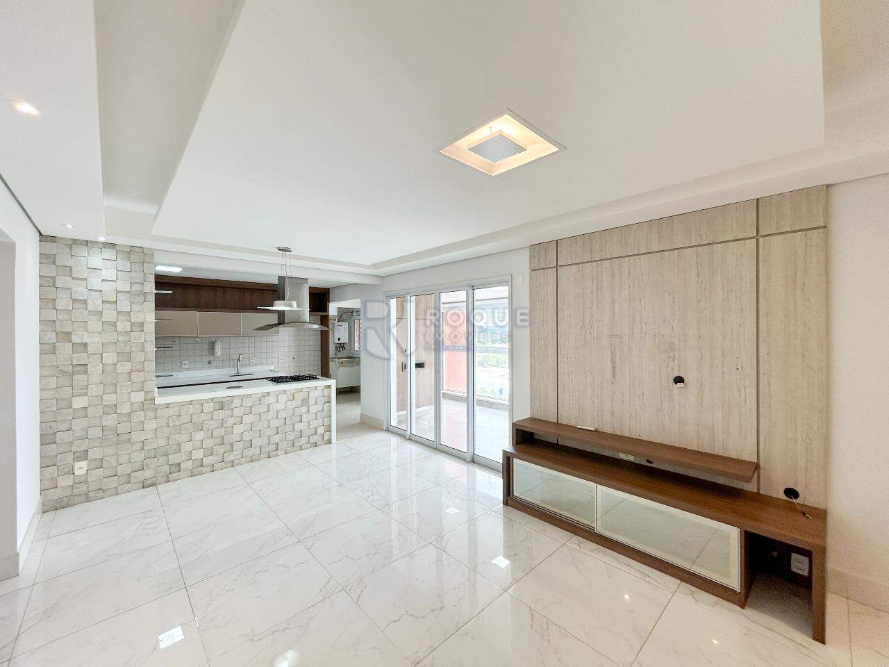 Apartamento à venda no bairro Jardim Aquárius: Sala