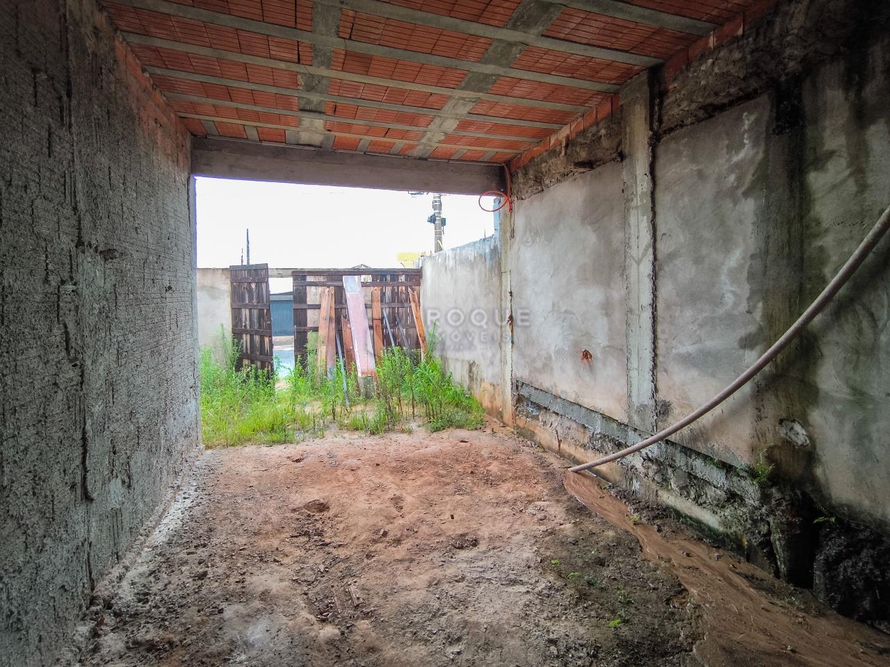 Casa Residencial à venda no bairro Jardim Nova Suiça: GARAGEM