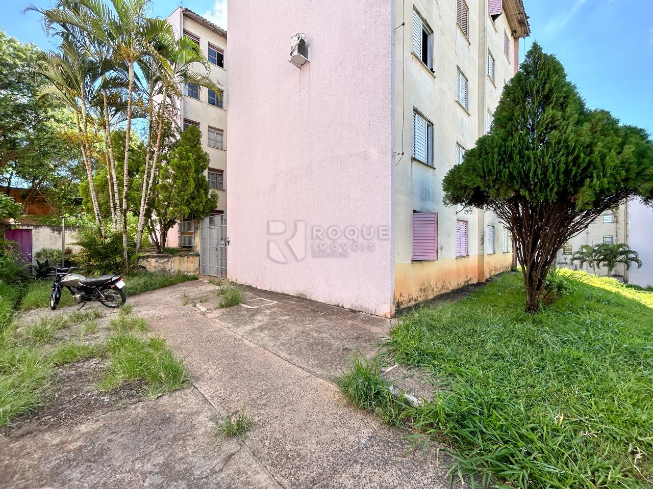 Apartamento para aluguel no bairro Jardim Olga Veroni: Fachada 