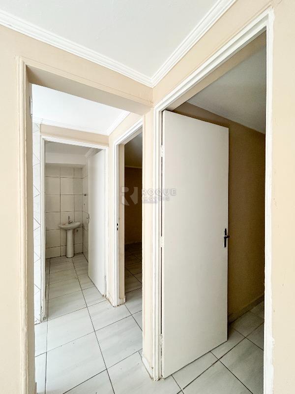 Apartamento para aluguel no bairro Jardim Olga Veroni: Hall 