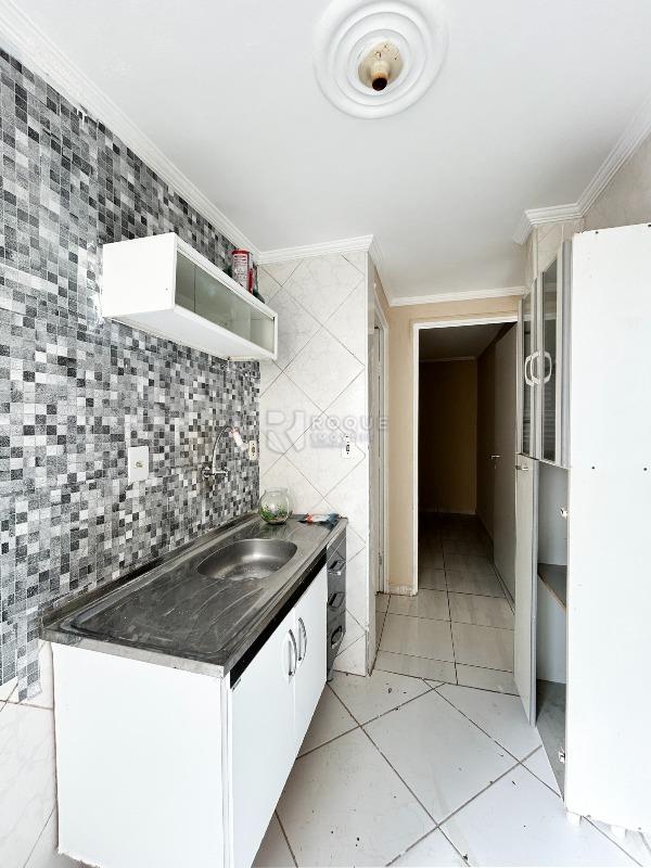 Apartamento para aluguel no bairro Jardim Olga Veroni: Cozinha 