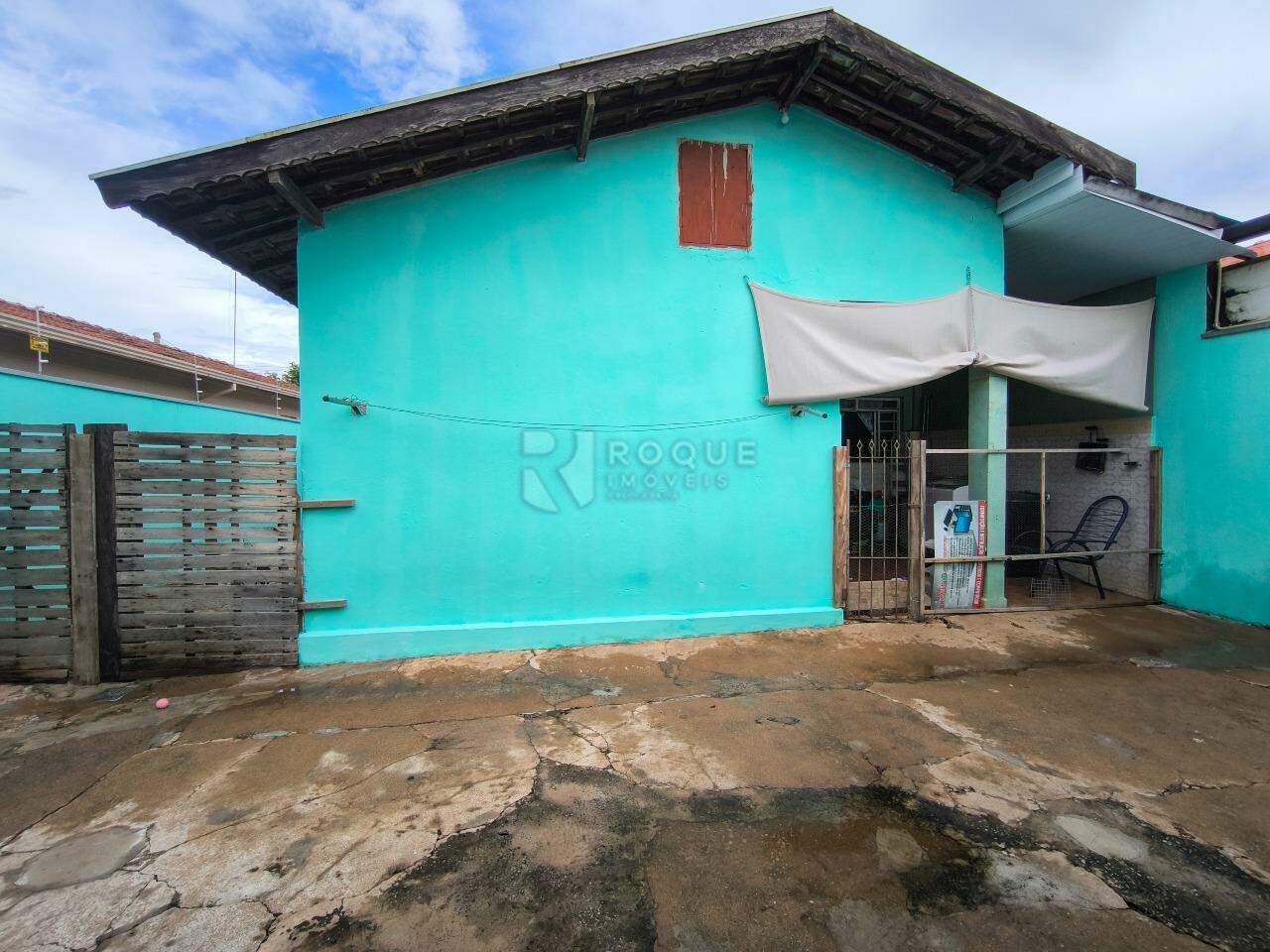 Casa Residencial à venda no bairro Jardim Ouro Verde: FUNDOS
