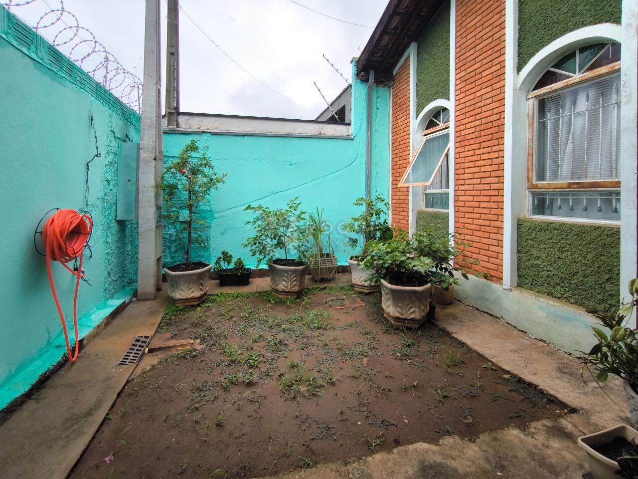 Casa Residencial à venda no bairro Jardim Ouro Verde: JARDIM
