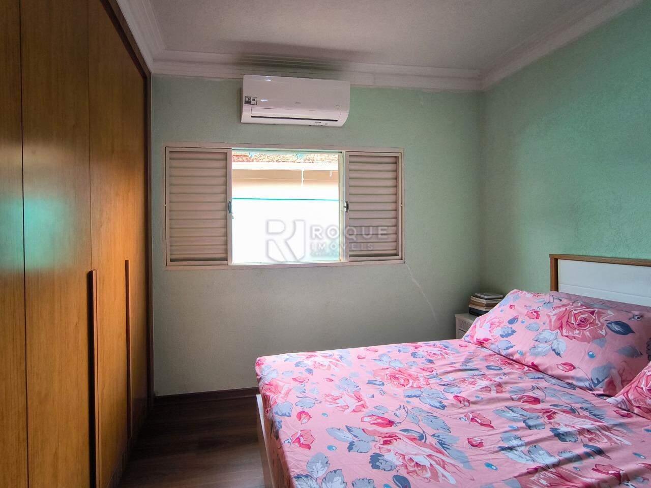Casa Residencial à venda no bairro Jardim Ouro Verde: DORMITÓRIO 1