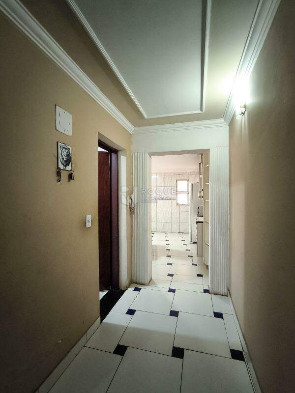 Casa Residencial à venda no bairro Jardim Residencial Roseira: ÁREA DE CIRCULAÇÃO