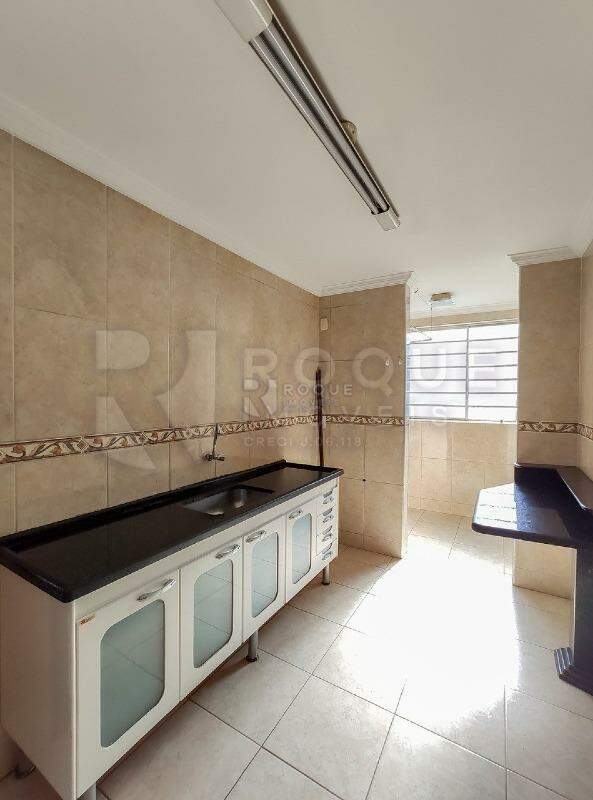 Apartamento à venda no bairro Vila Paulista: Cozinha 