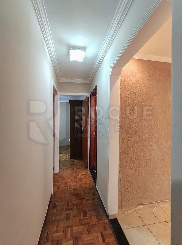 Apartamento à venda no bairro Vila Paulista: Hall