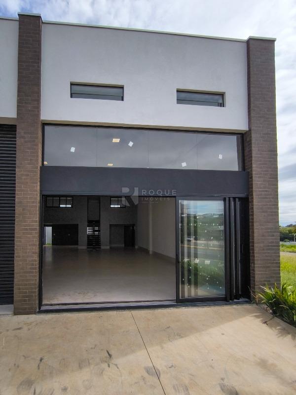 Barracão/Galpão à venda no bairro Jardim Cidade Universitária II: FRENTE