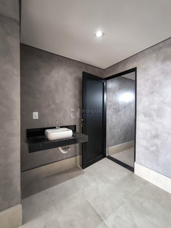 Barracão/Galpão à venda no bairro Jardim Cidade Universitária II: LAVABO