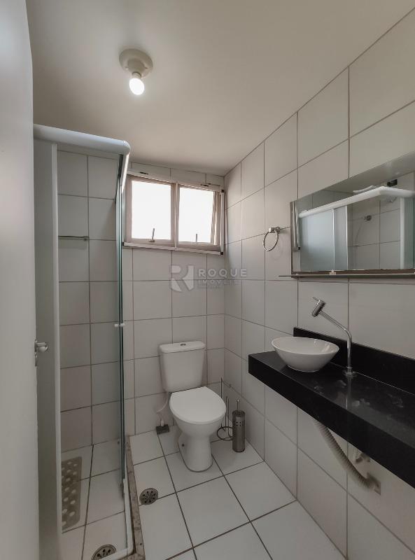 Apartamento à venda no bairro Residencial Rubi: WC social 