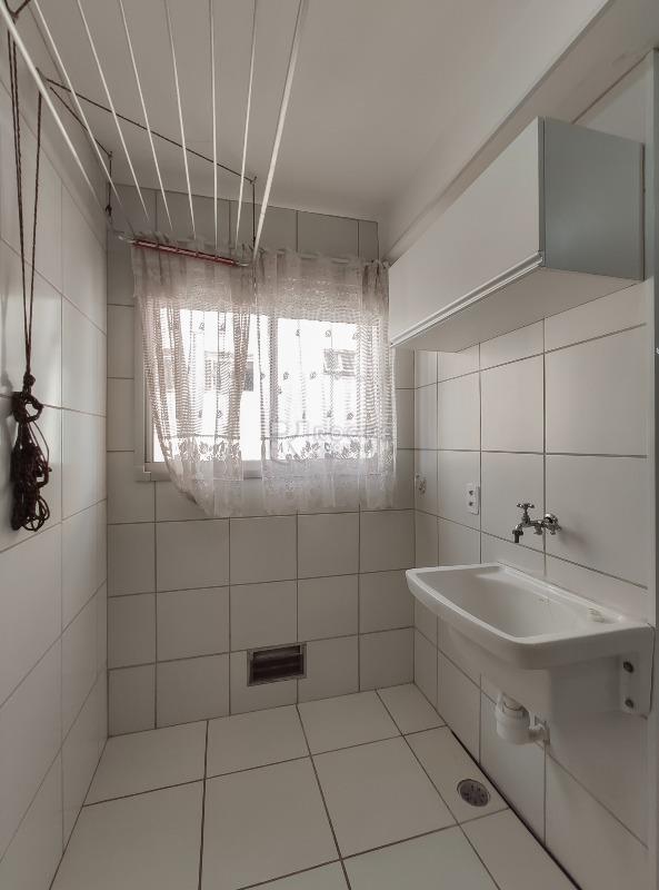 Apartamento à venda no bairro Residencial Rubi: Área de serviço 