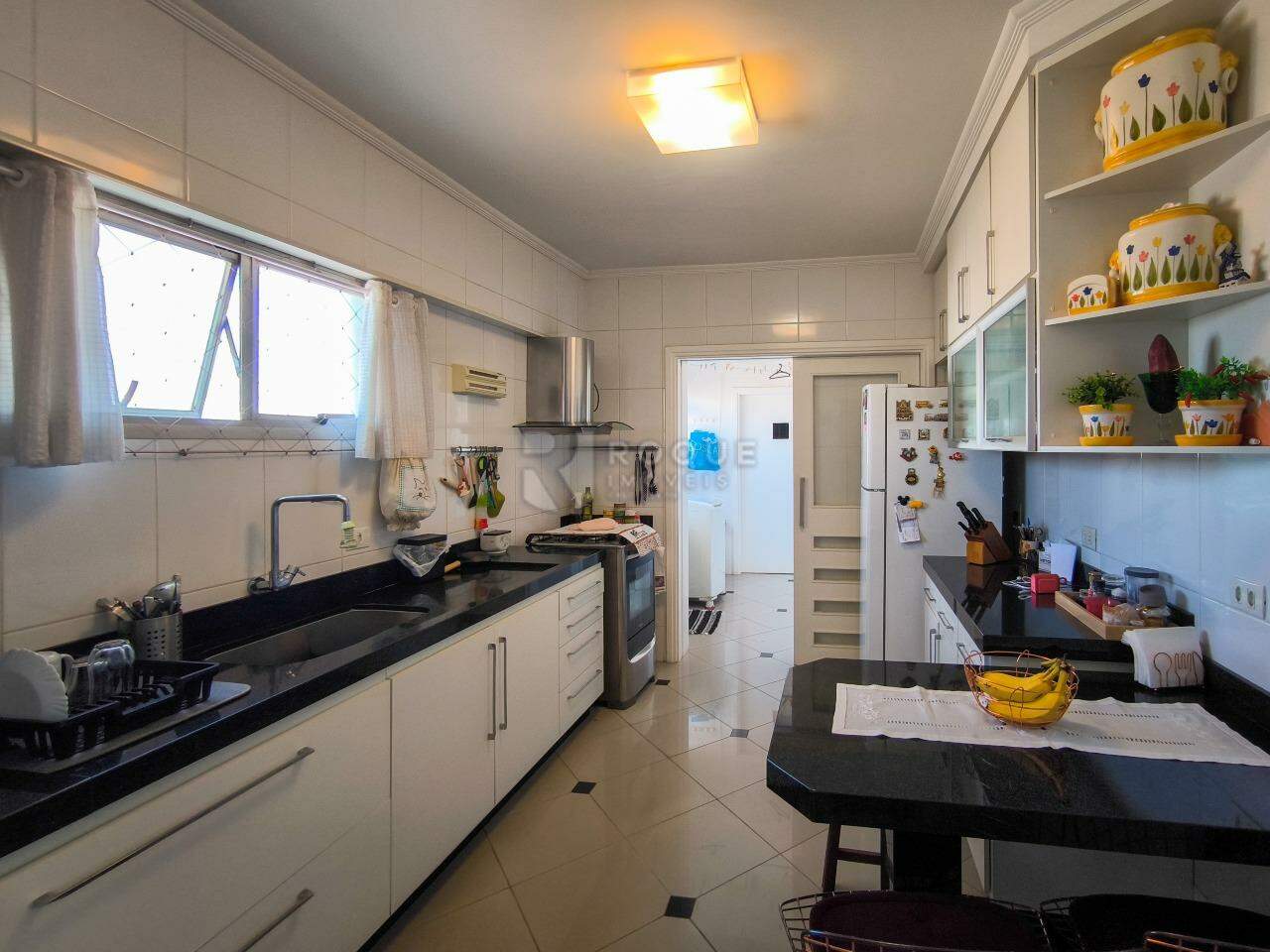 Apartamento à venda no bairro Centro: COZINHA