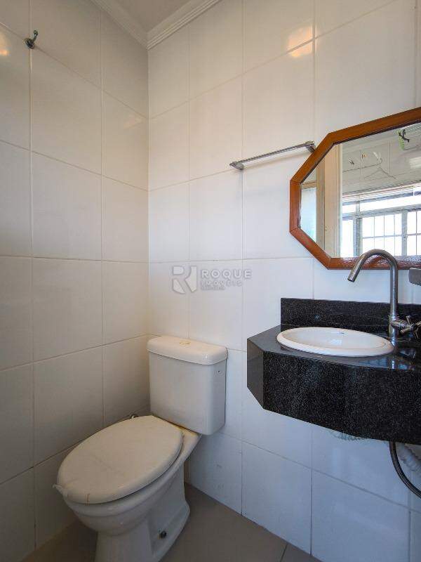 Apartamento à venda no bairro Centro: BANHEIRO ÁREA DE SERVIÇO