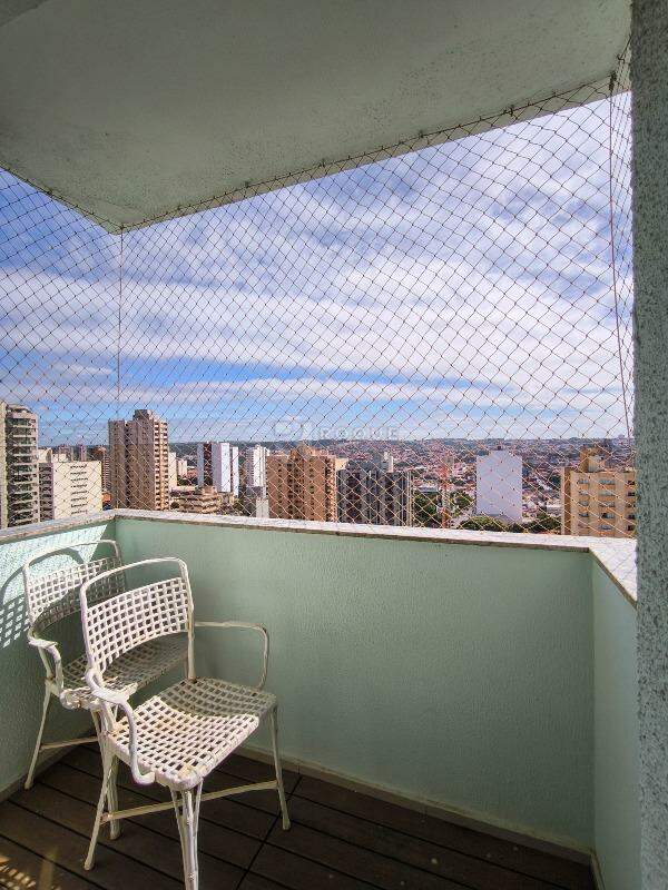 Apartamento à venda no bairro Centro: SACADA