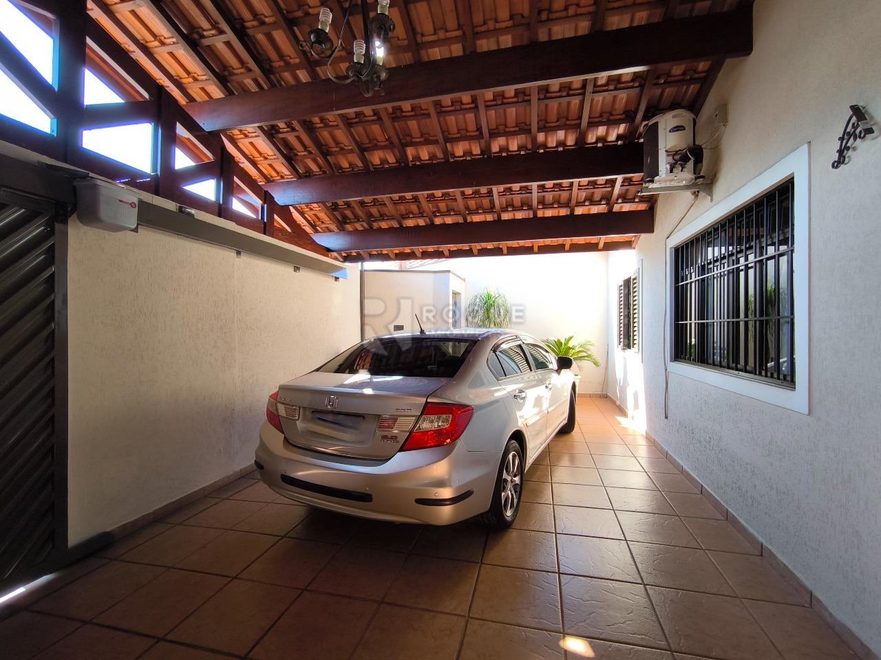 Casa Residencial à venda no bairro Parque Nossa Senhora das Dores: GARAGEM