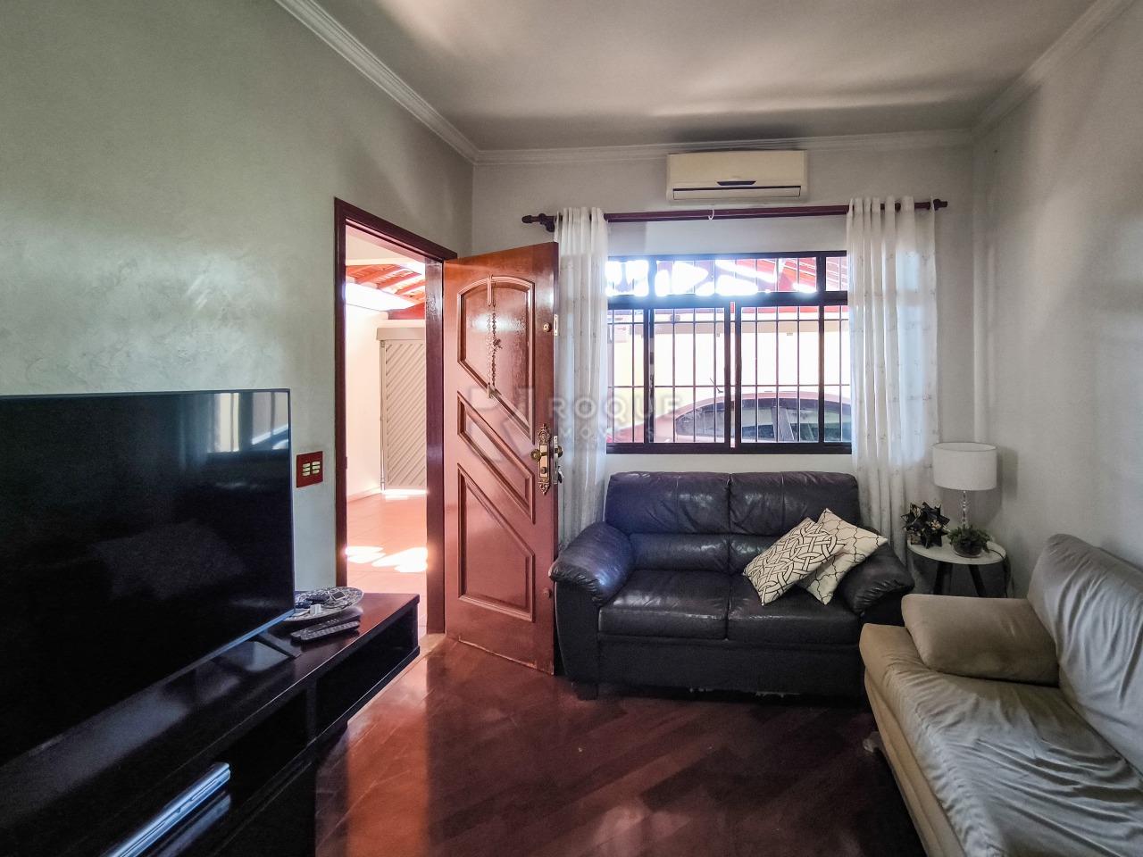 Casa Residencial à venda no bairro Parque Nossa Senhora das Dores: SALA DE ESTAR