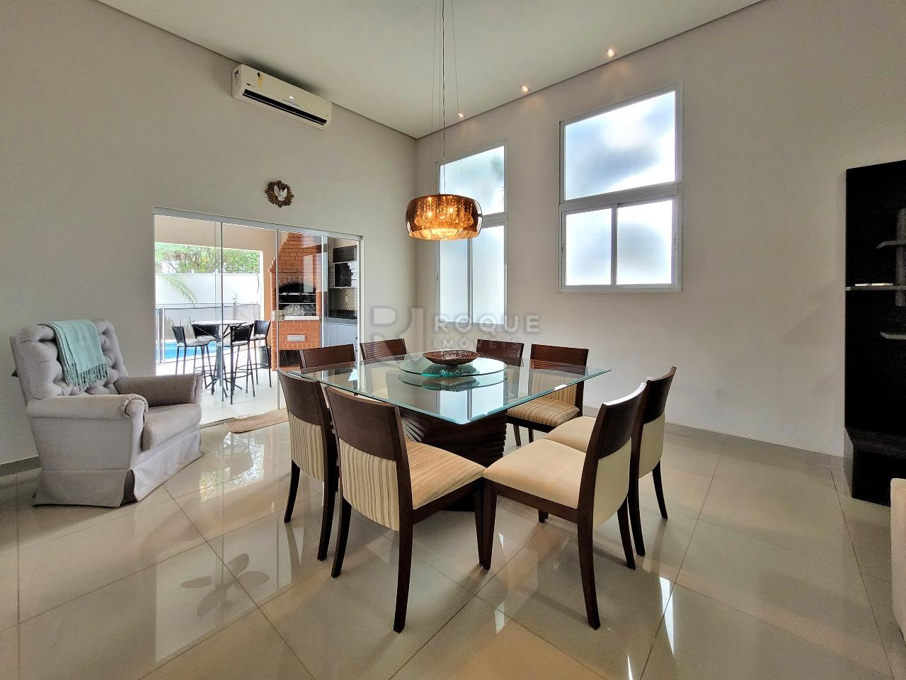 Casa em condomínio à venda no bairro Parque Residencial Roland: SALA DE JANTAR