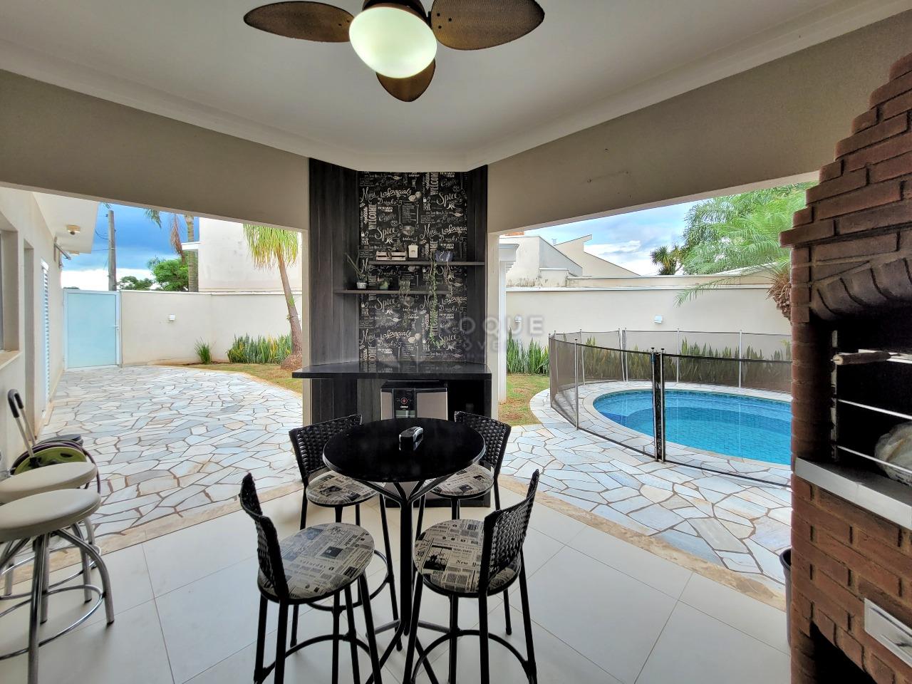 Casa em condomínio à venda no bairro Parque Residencial Roland: ESPAÇO GOURMET