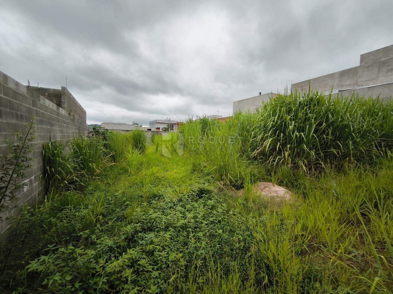 Terreno à venda no bairro Jardim Marajoara: 