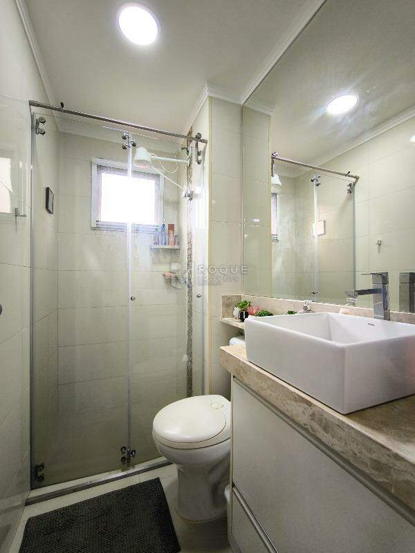 Apartamento à venda no bairro Jardim Parque Novo Mundo: BANHEIRO SOCIAL