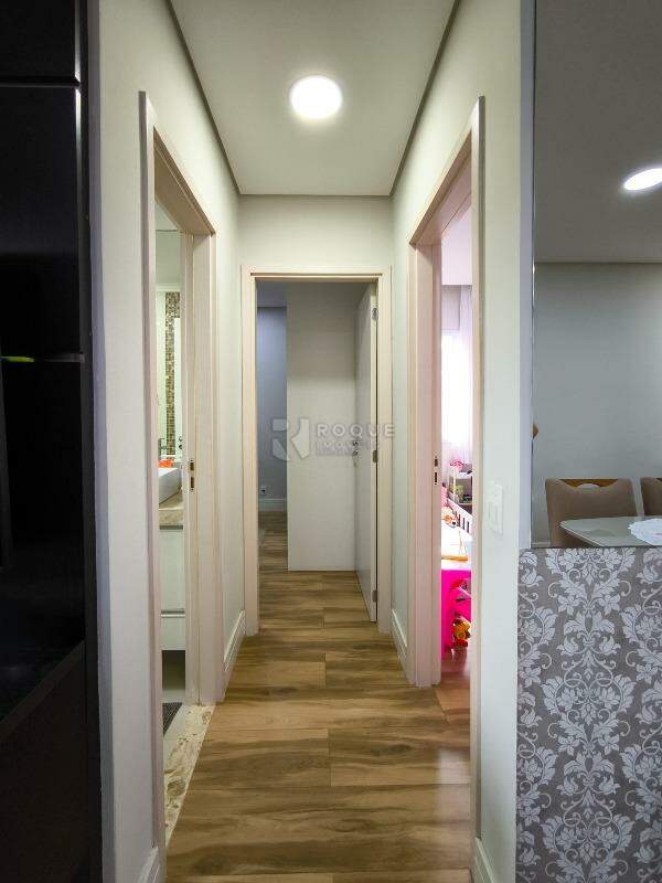 Apartamento à venda no bairro Jardim Parque Novo Mundo: CORREDOR INTERNO