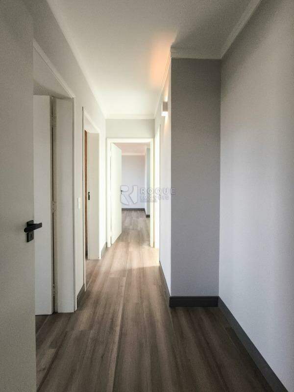 Apartamento à venda no bairro Centro: CORREDOR INTERNO