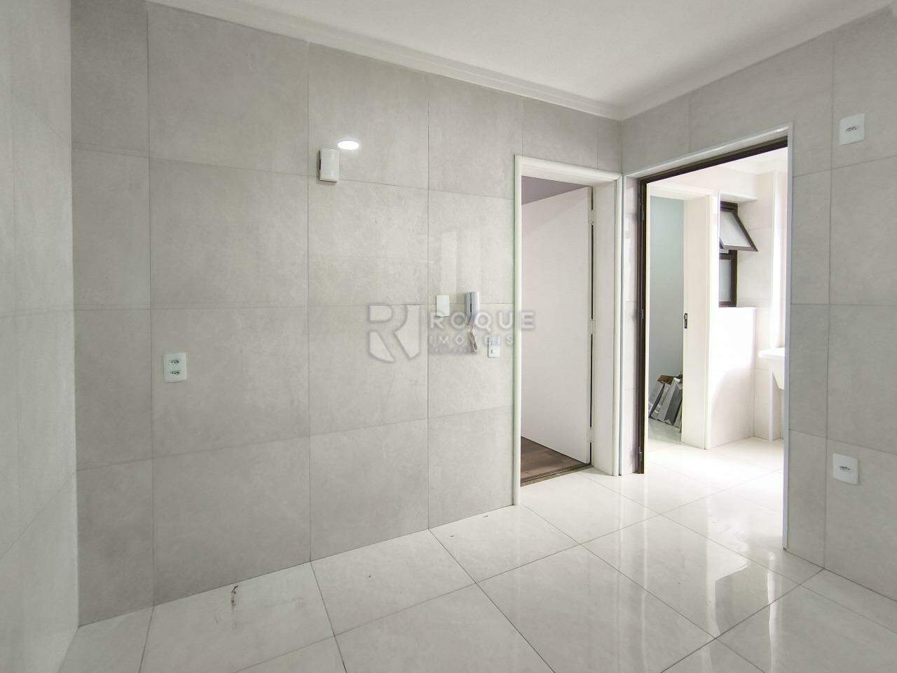 Apartamento à venda no bairro Centro: COZINHA