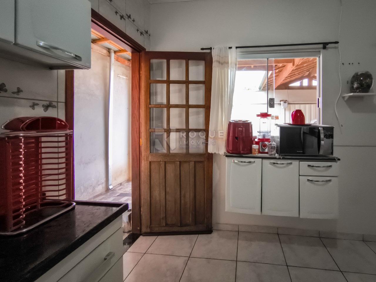 Casa Residencial à venda no bairro Parque Residencial Santa Eulália: COZINHA