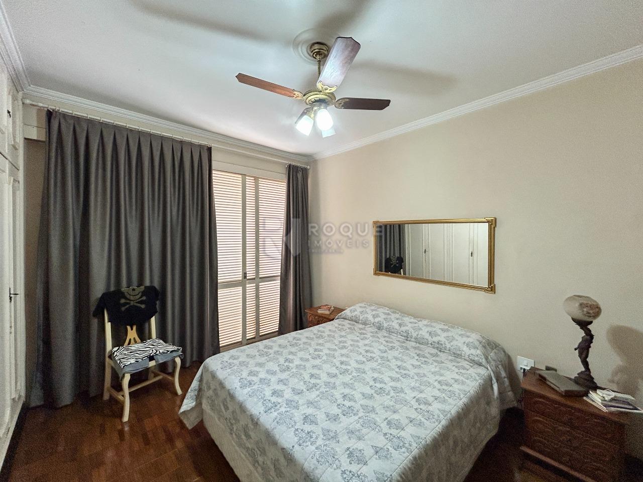 Casa Comercial para aluguel no bairro Vila Paraiso: Dormitório 2 suíte