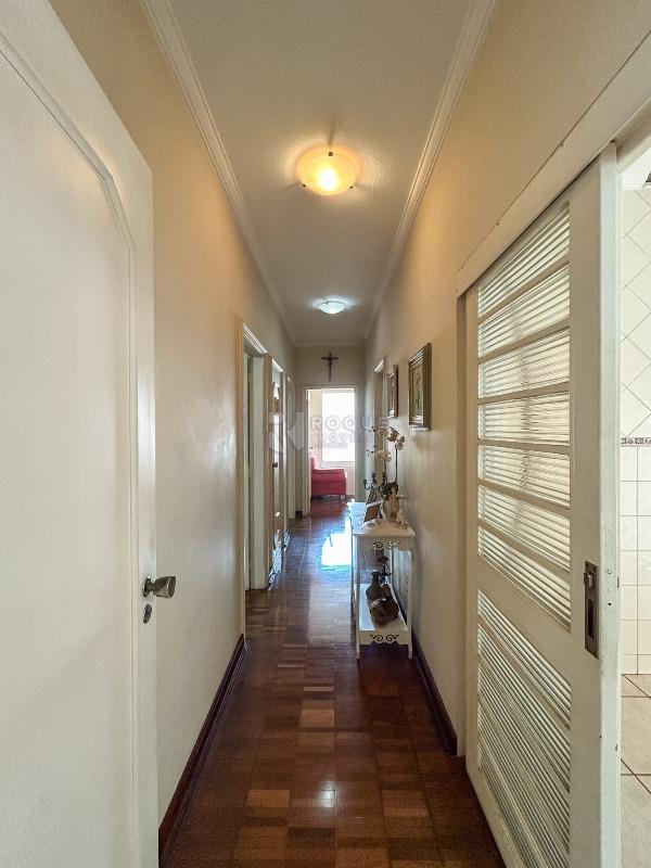 Casa Comercial para aluguel no bairro Vila Paraiso: Hall 