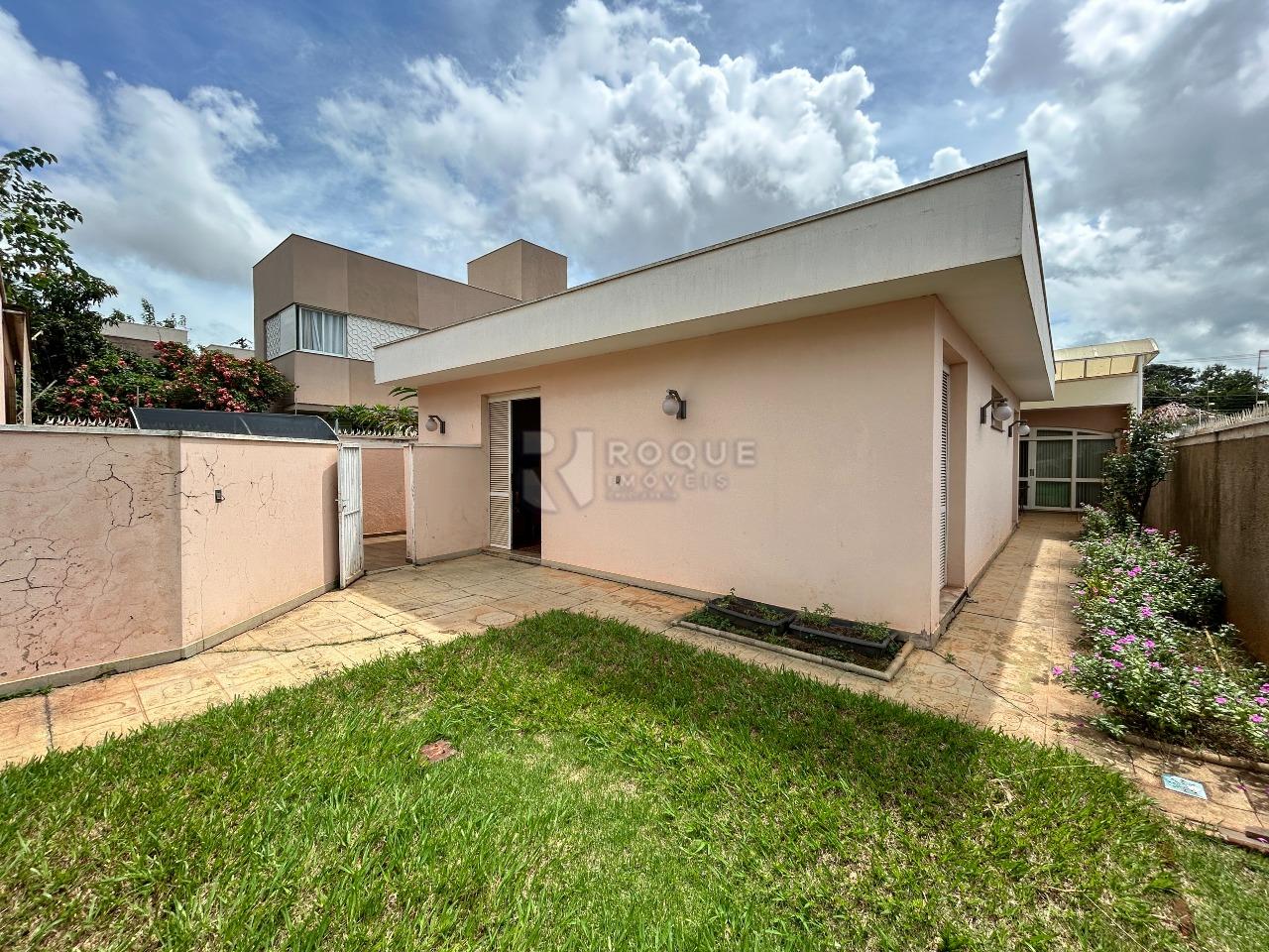 Casa Comercial para aluguel no bairro Vila Paraiso: Fundo 