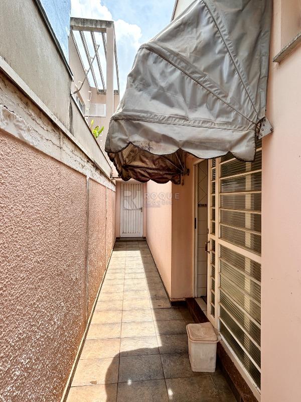 Casa Comercial para aluguel no bairro Vila Paraiso: Corredor 