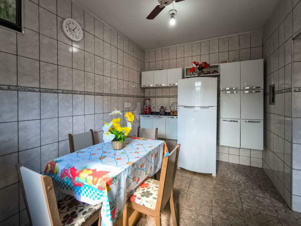 Casa Residencial à venda no bairro Jardim Residencial Village: COZINHA