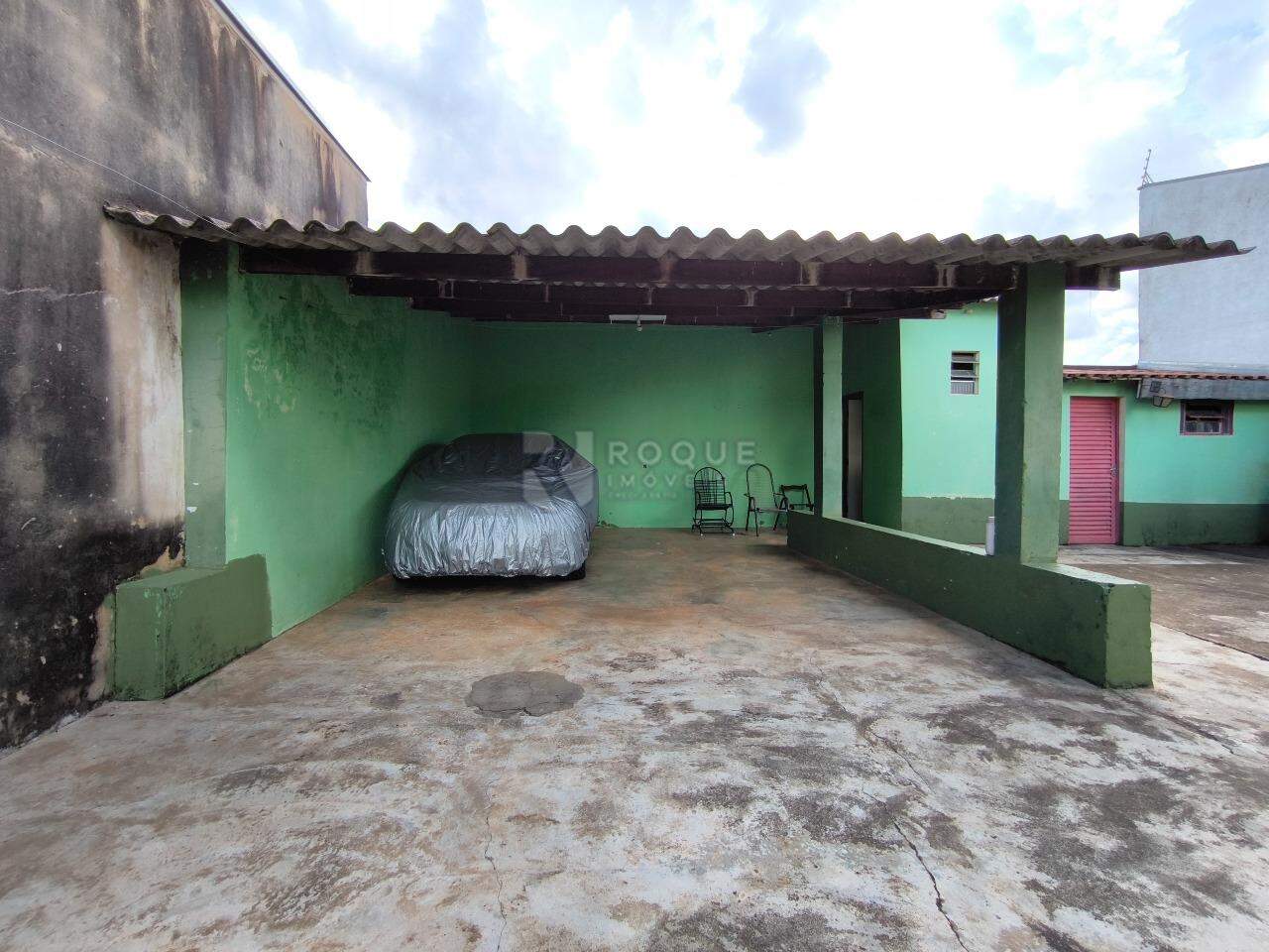 Casa Residencial à venda no bairro Jardim Residencial Village: GARAGEM