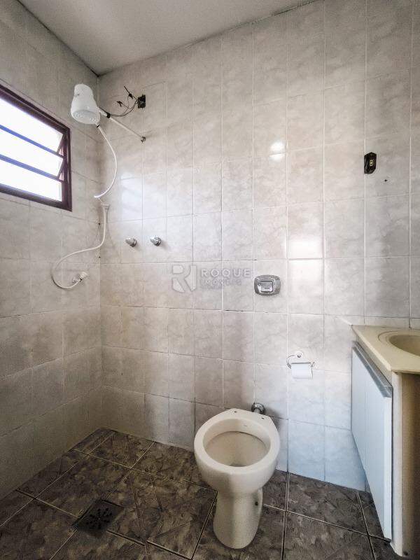 Casa Residencial à venda no bairro Jardim Residencial Village: WC SUÍTE