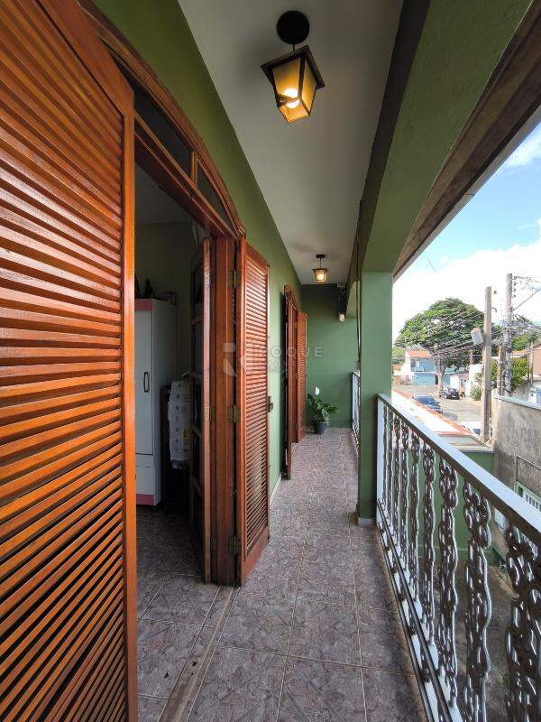 Casa Residencial à venda no bairro Jardim Residencial Village: SACADA SUÍTE