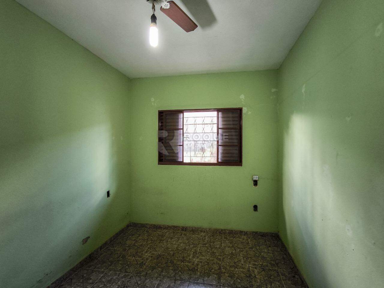 Casa Residencial à venda no bairro Jardim Residencial Village: DORMITÓRIO 1
