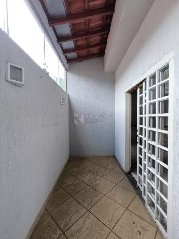 Casa Residencial à venda no bairro Vila Queiroz: HALL DE ENTRADA