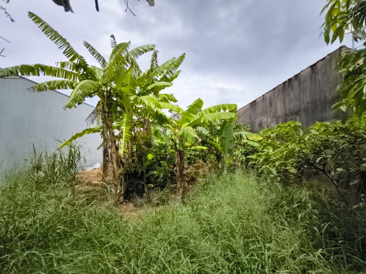 Terreno à venda no bairro Jardim Residencial Village: 